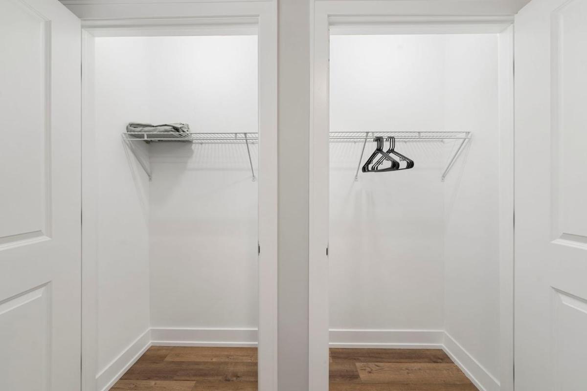 2 Bed & 3 Bath Chicago Condo Экстерьер фото