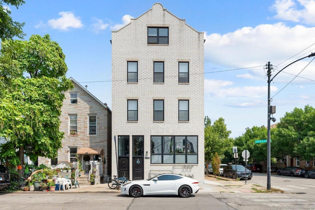 2 Bed & 3 Bath Chicago Condo Экстерьер фото